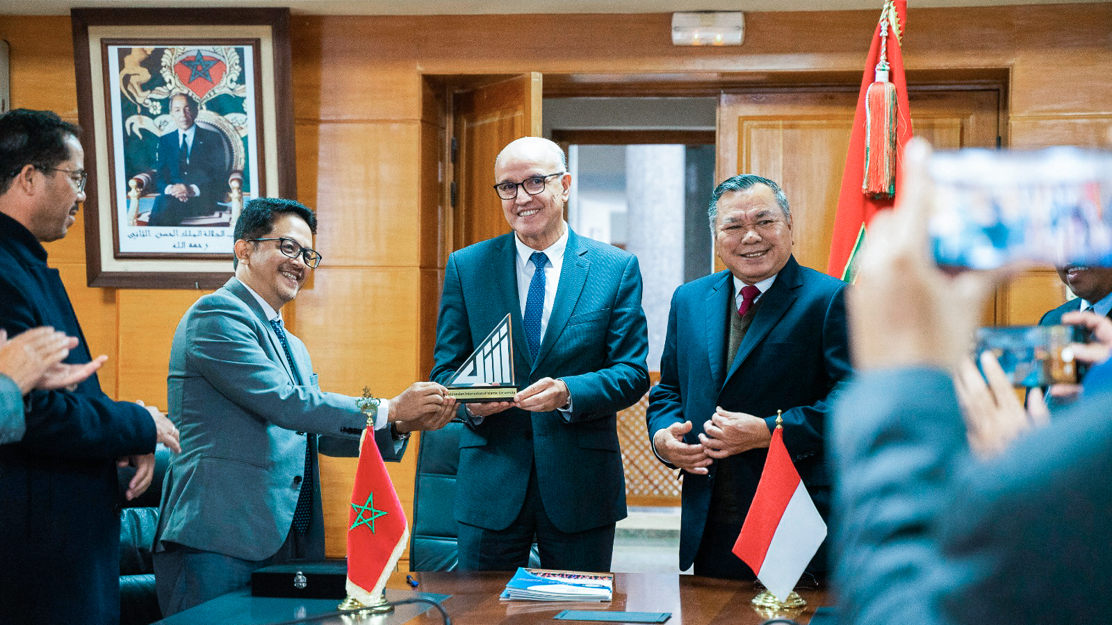The Faculty of Islamic Studies UIII’s New Partnerships with Two Universities in Morocco