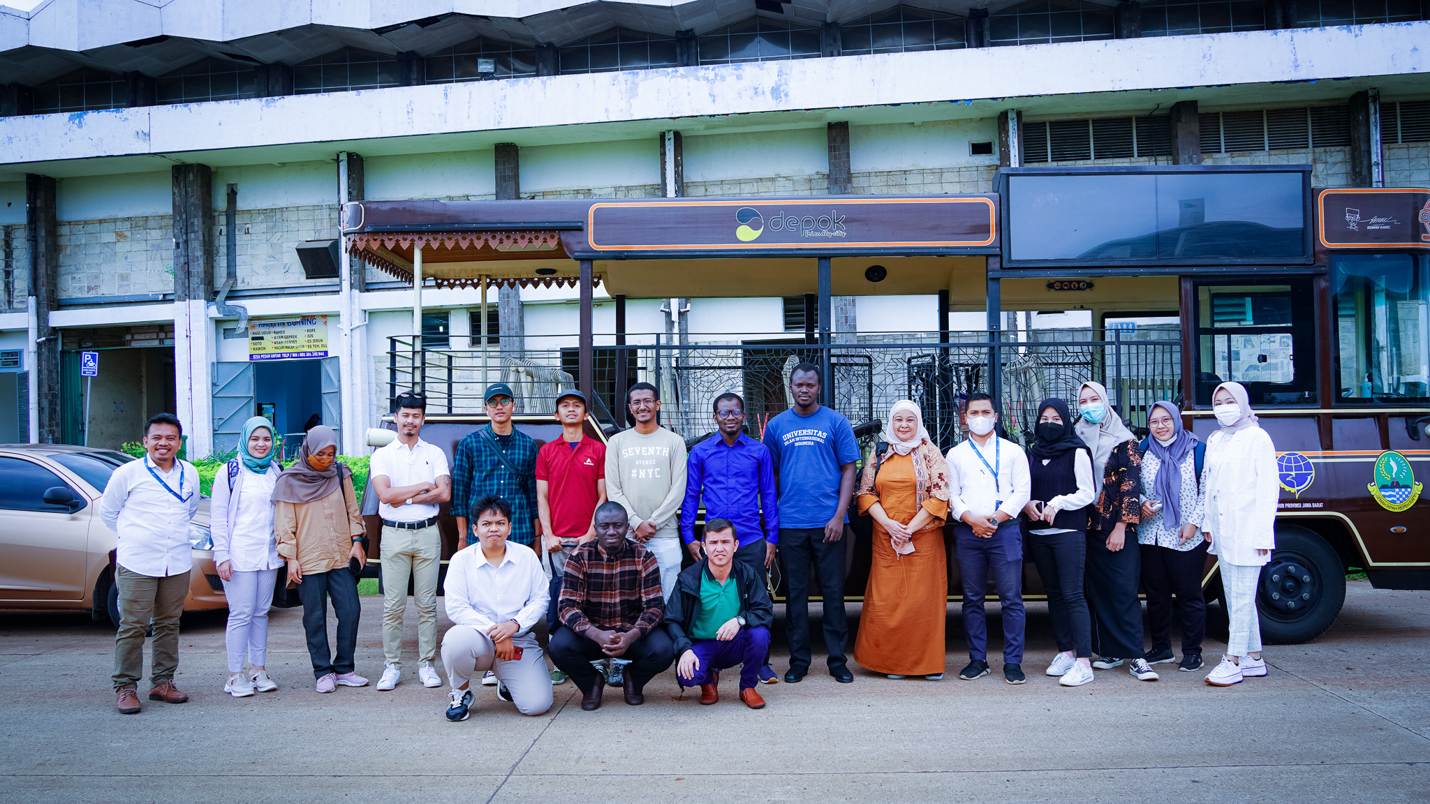 UIII Students Reminiscing History Through Old Depok City Tour