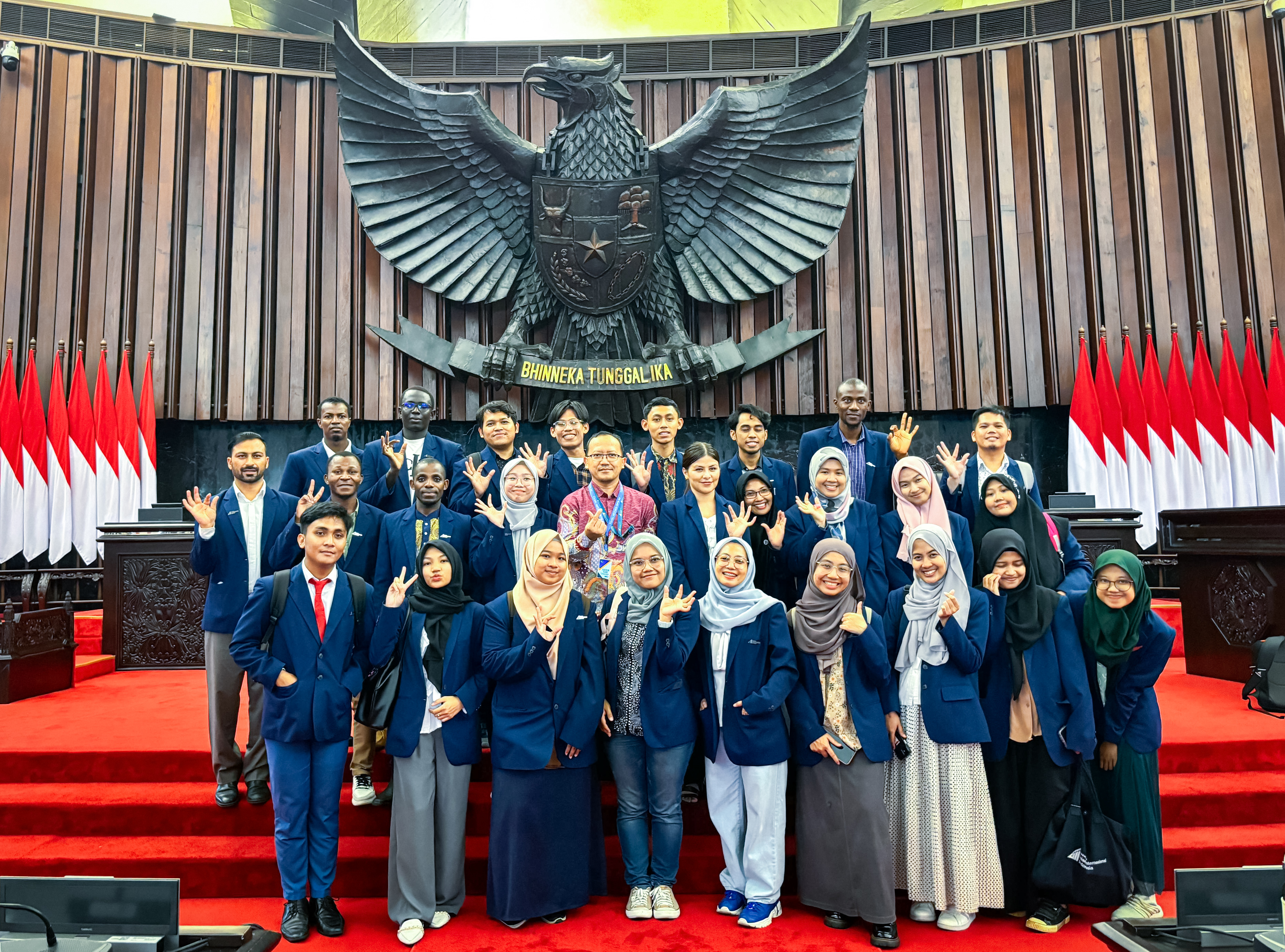UIII Students Visit DPR RI to Gain Insights on Policymaking 