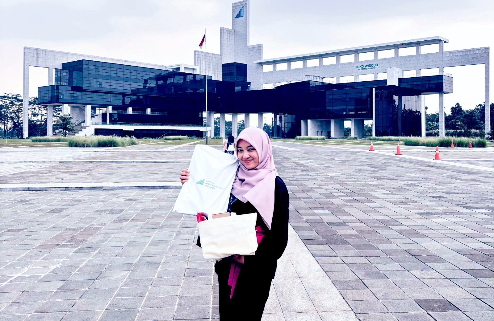 Intern Story: ‘UIII is Not Only Best for Study but Also for Work’