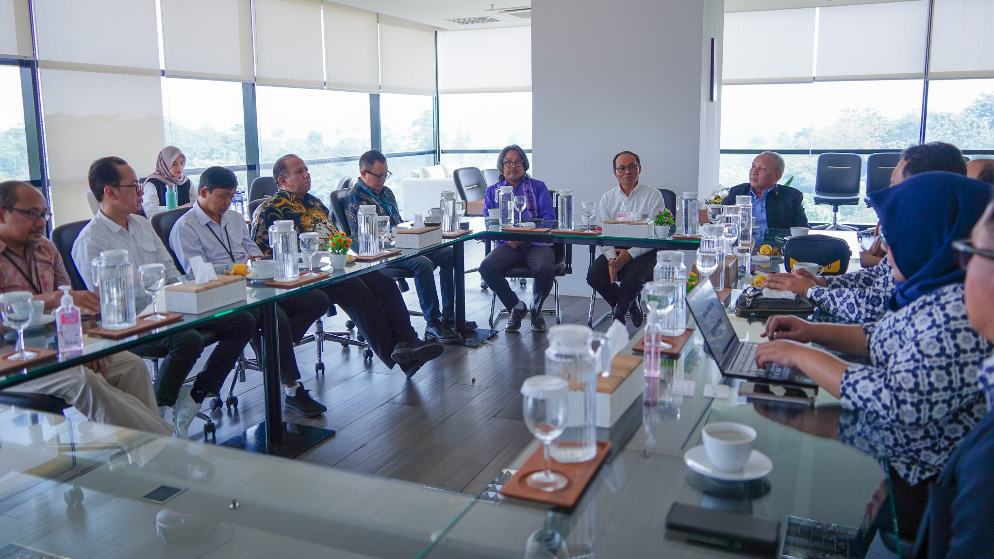 Sampoerna University Rector Visits UIII to Strengthen Academic Collaboration