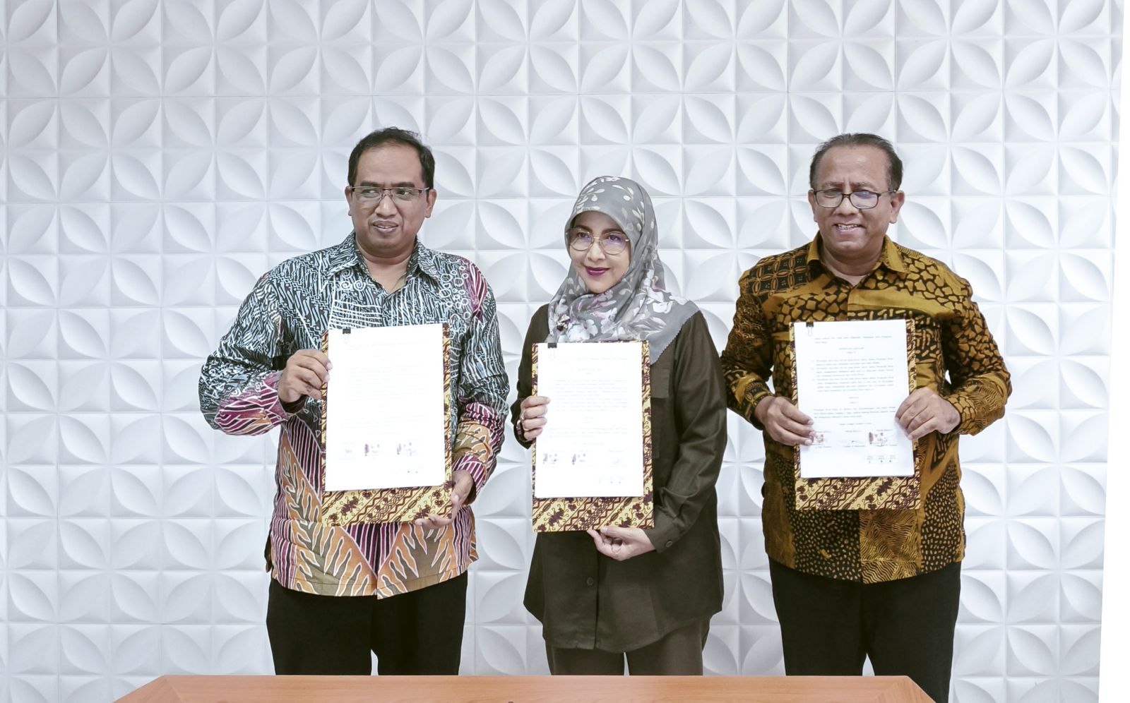 Green Campus in the Making, UIII and UGM Partner for ‘Seedling Seed Orchard’ Project