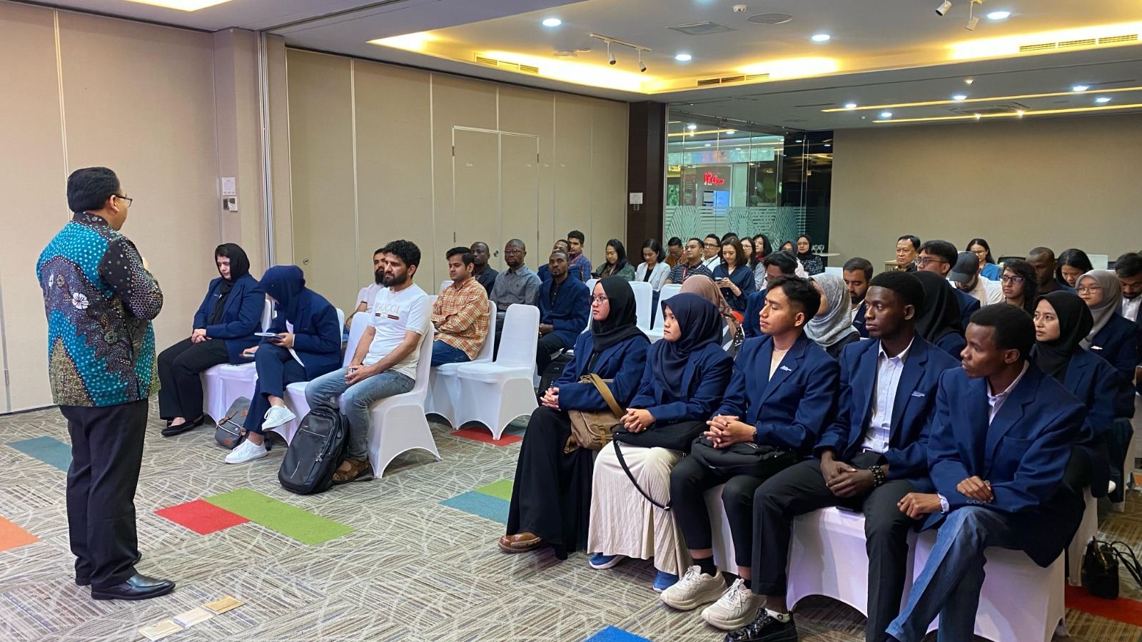 From Theory to Practice: UIII Students Gain Banking Insights Through CIMB Niaga Visit