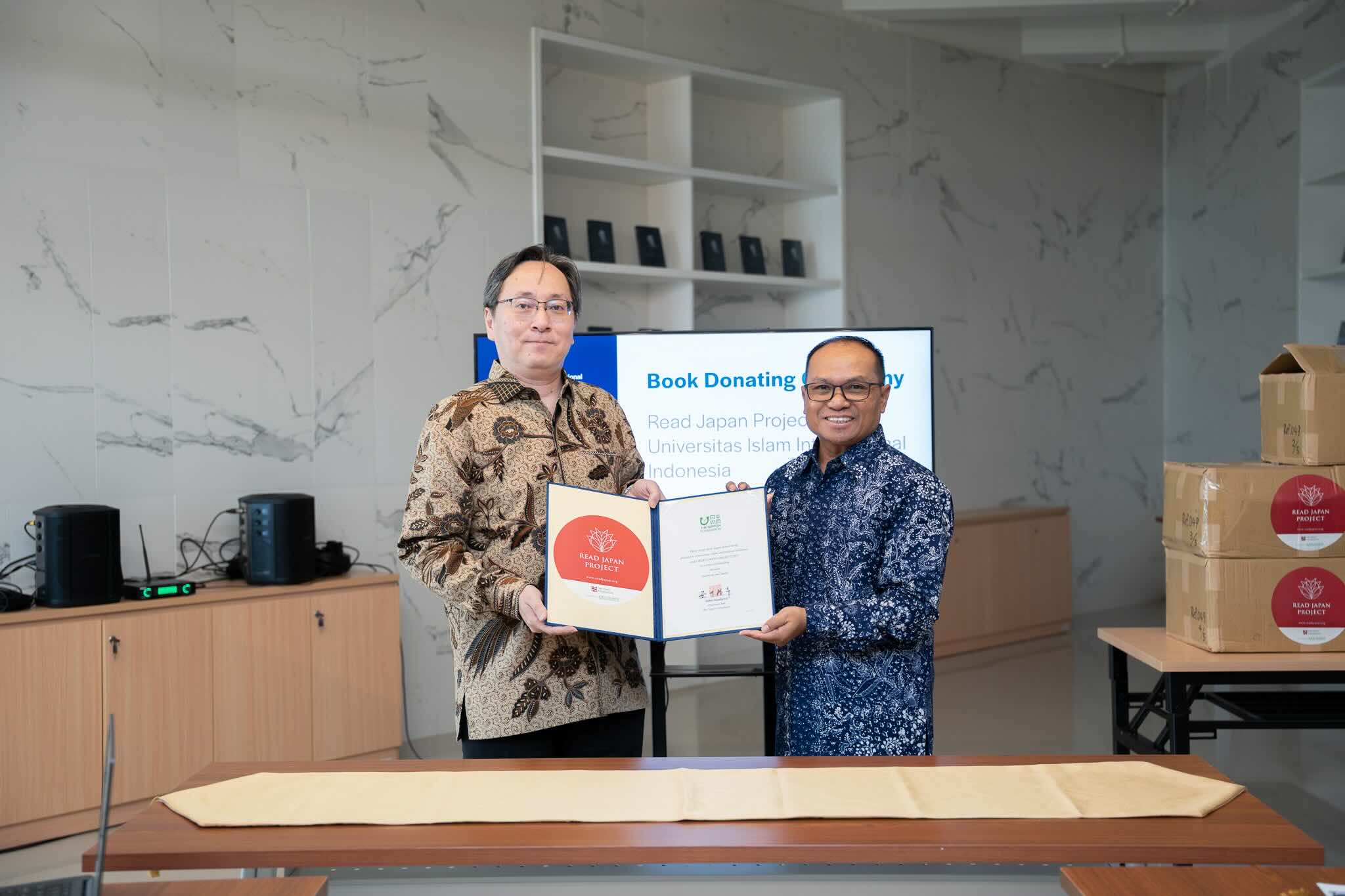 UIII Strengthens Its Academic Resources with Read Japan Project