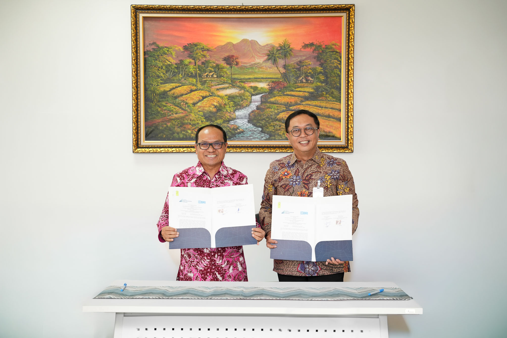 UIII and BRI Sign Strategic MoU to Enhance Higher Education and Banking Services