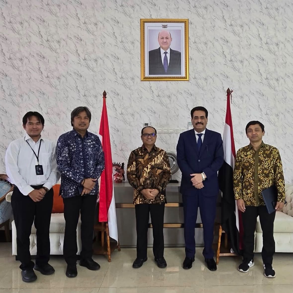 UIII Rector Visits Yemeni Embassy in Jakarta to Discuss Academic Cooperation and Student Scholarships